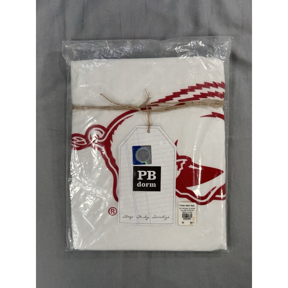 Pottery Barn Dorm Arkansas Razorbacks Pillowcase Standard - 1 Pillowcase‎ NCAA